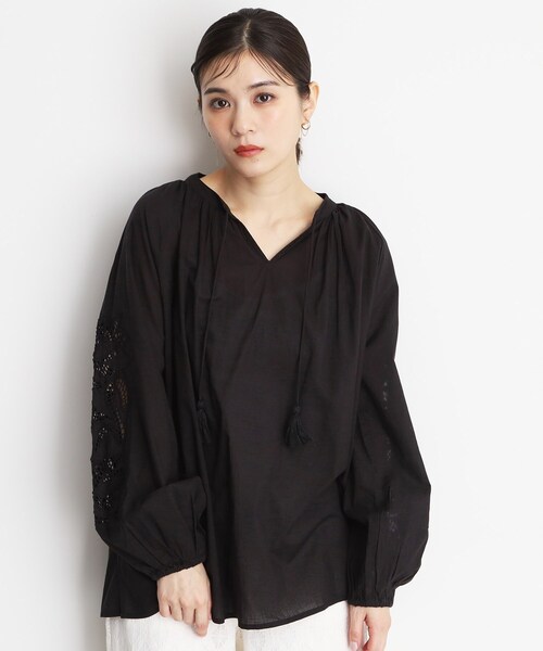 ブラウス シャツ 袖刺繍コットンブラウス「洗える」 レディース