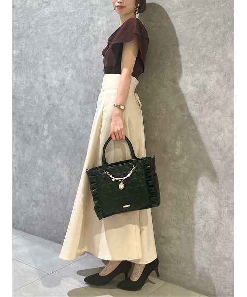 Maison de FLEUR トートバッグ チャーム付きリボンキルティング