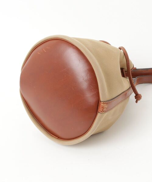 BRADY（ブレディ） ショルダーバッグ - ベージュ レディース