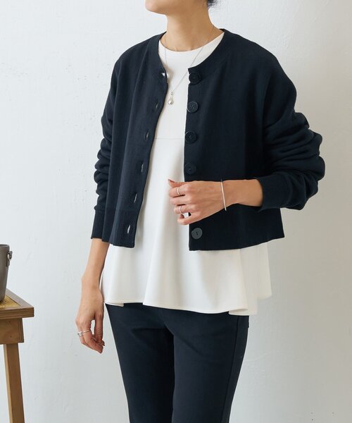 新品未使用　BEARDSLEY ブラック Vネックカーディガン BEARDSLEY（ビアズリー） カーディガン ショートカーデ レディース