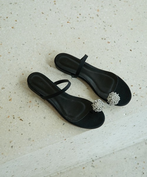 ☆超美品☆Hoaw. ビジュー付フラットサンダル サイズ37 - メルカリ