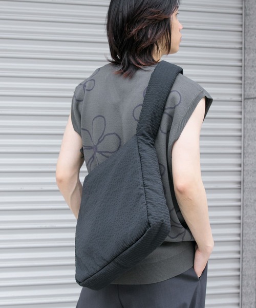 SENSE OF PLACE by URBAN RESEARCH ショルダーバッグ パデッドビッグ