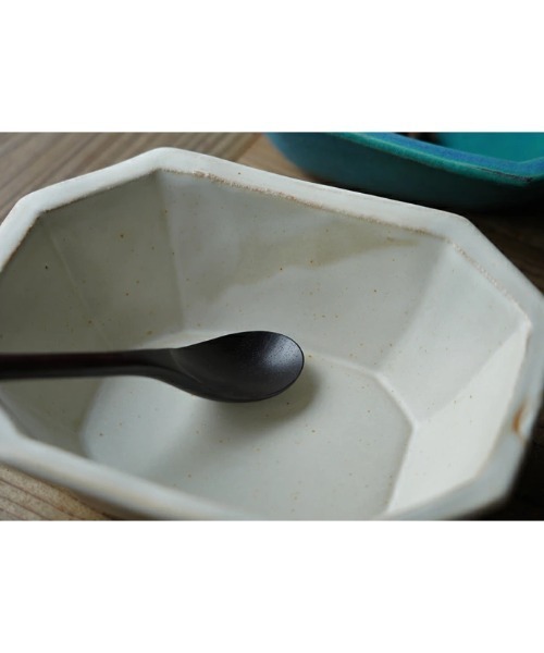食器 「益子焼」 丸みを持たせた優しいフォルムの八角形大鉢ボウル。深さがある為 煮込み料理やスープパスタなど汁気の多い料理にもおすすめ 電子レンジ・食 | MILLION CARATS | 07