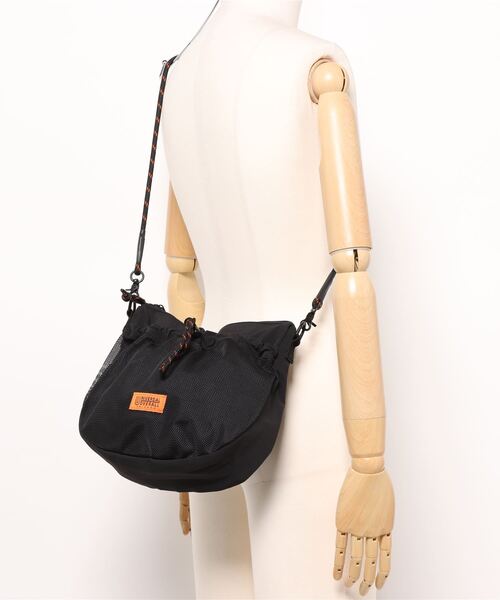 [美品] UNIVERSAL OVERALL ショルダーバック UNIVERSAL OVERALL ショルダーバッグ UNIVERSALOVERALL ザイル