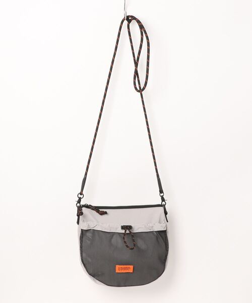 [美品] UNIVERSAL OVERALL ショルダーバック UNIVERSAL OVERALL / ユニバーサルオーバーオール / カルゼ調
