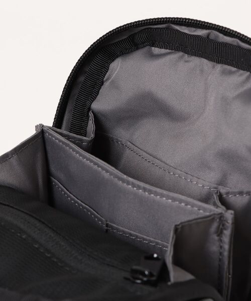 CHROME ショルダーバッグ CHROME/クローム PAC POUCH パック