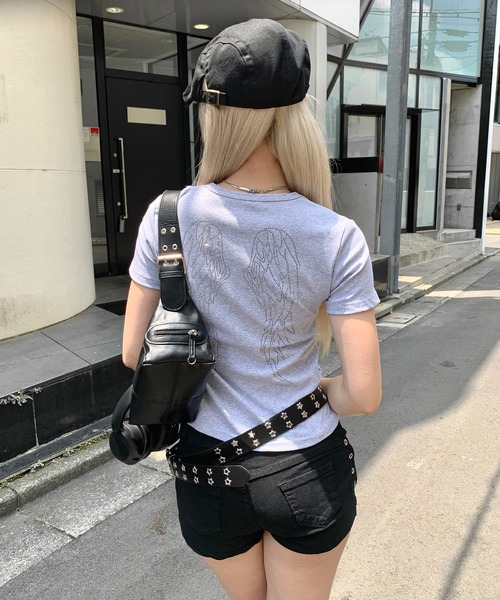 lilful tシャツ 「新色ブラック追加！」羽モチーフ ラインストーン 