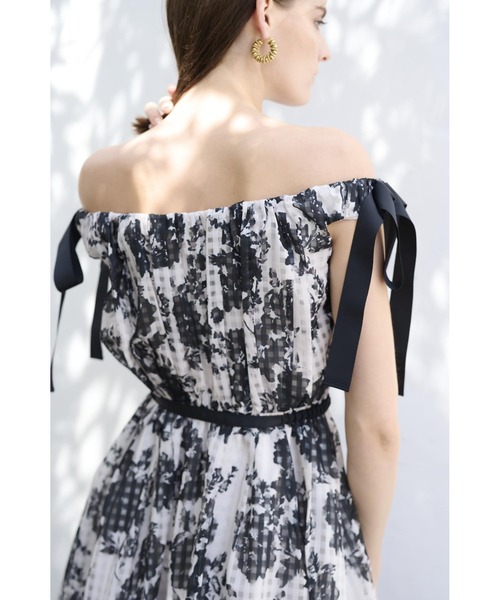 Estella.K ワンピース Bianca Ribbon Dress オフショルプリントリボン 