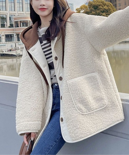 ジャケット ノーカラージャケット もこもこフード付きボアミドルコート  