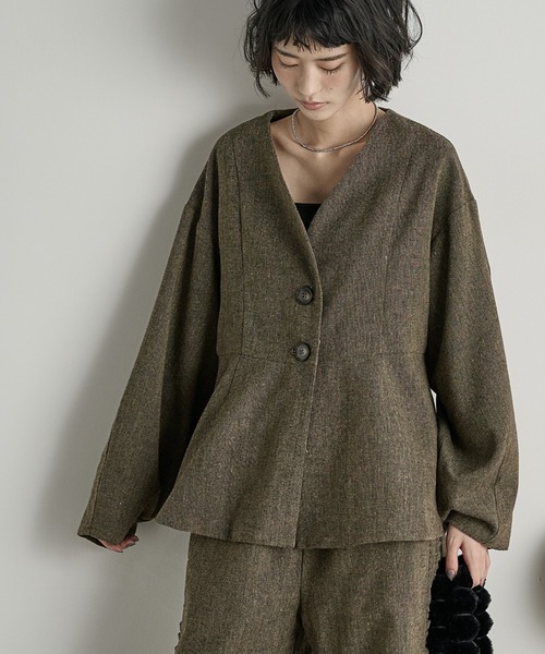 THE Yon ジャケット ノーカラージャケット ノーカラーペプラムツイード
