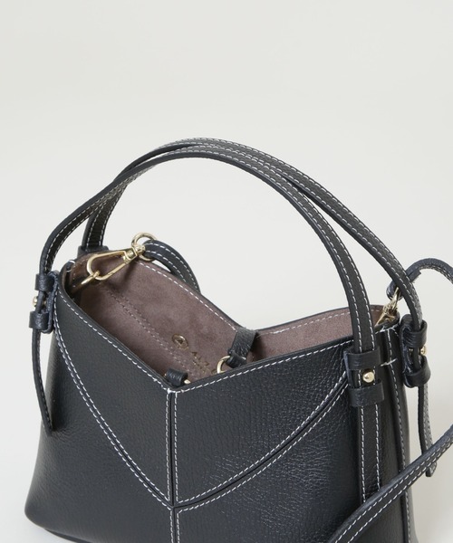 ショルダーバッグ バッグ AULENTTI/レザーステッチショルダーバッグ レディースの画像