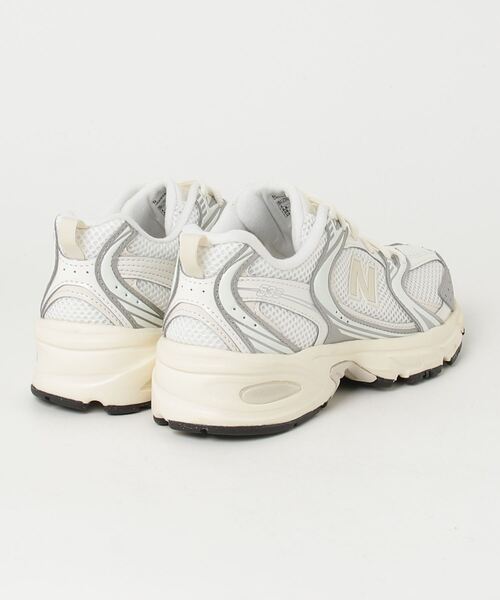 「New Balance」 ローカットスニーカー 23.0cm シルバー系その他 メンズの画像