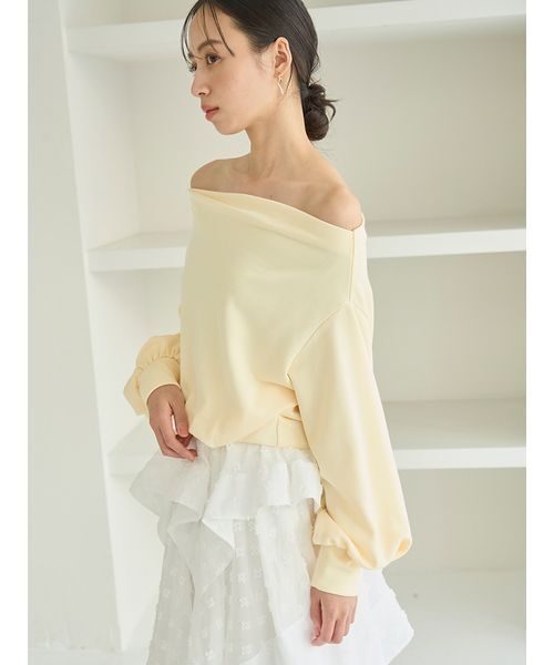 snidel 最終値段 SNIDEL（スナイデル） トレーナー スウェット オフショルタック