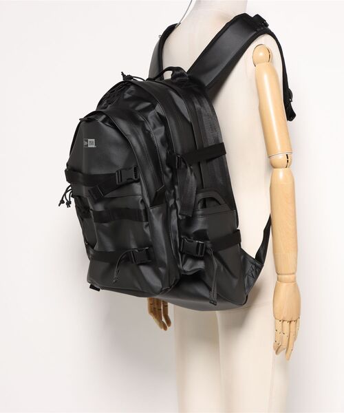 NEW ERA（ニューエラ） デイバック リュック キャリアパック 35L