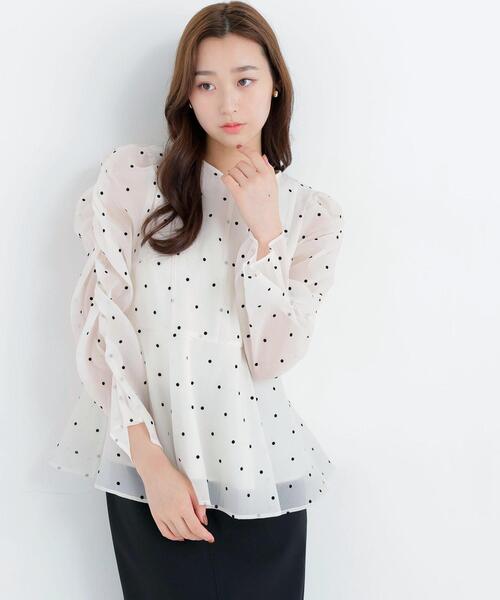 natural beauty basic シアーぺプラムブラウス　ホワイト　M NATURAL BEAUTY BASIC（ナチュラルビューティーベーシック） ブラウス