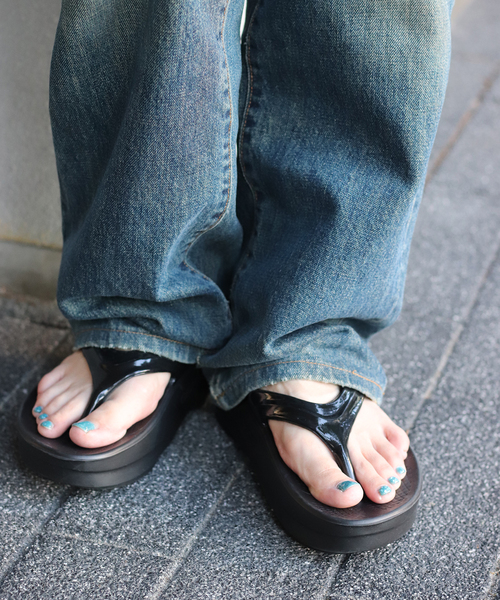 OOFOS（ウーフォス） サンダル OOmega レディース : ZOZOTOWN Yahoo!店