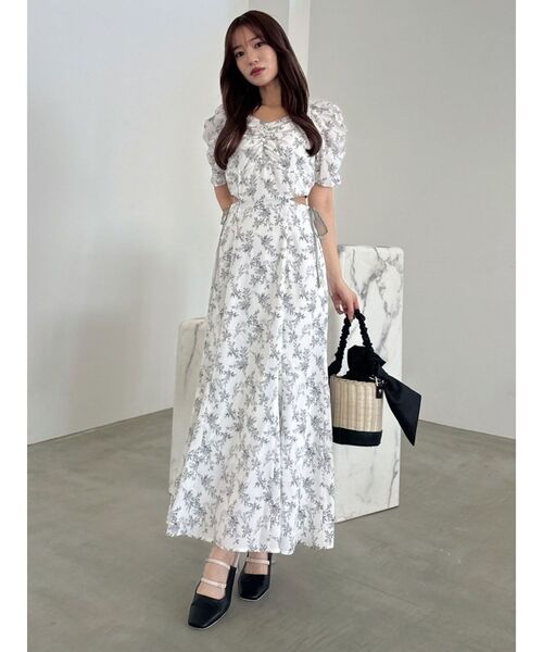Fallin' ワンピース タグ付き 新品 dazzlin ワンピース ウエストカットアウトパイピングワンピース