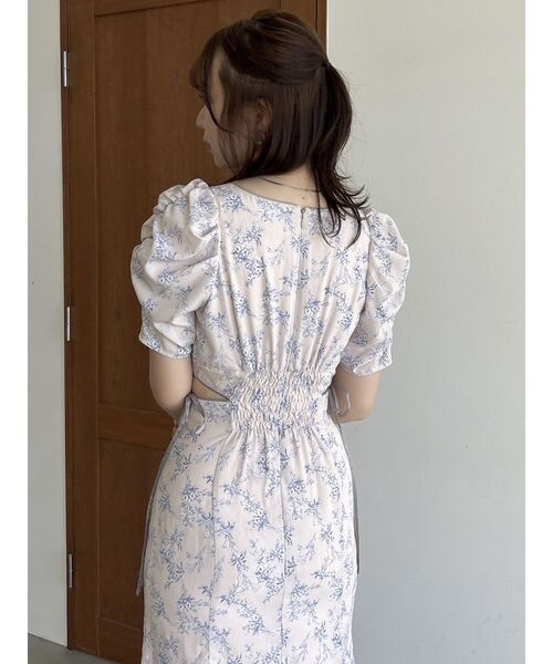 pium♥ダブルベルトカットアウトワンピース ダブルベルトカットアウトワンピース – pium