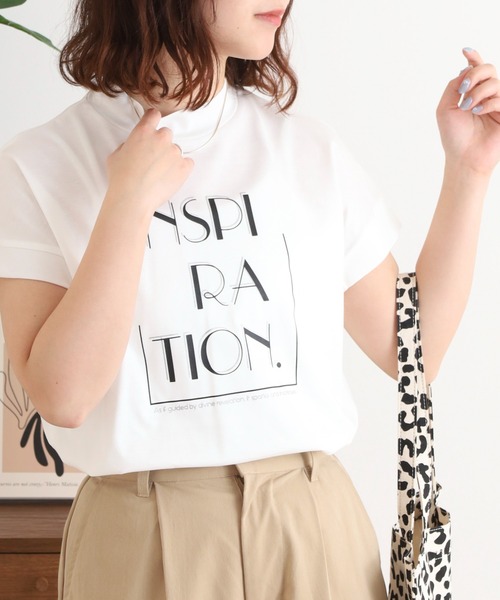 ブローディア BRODIAEA ウーマンプリント半袖Tシャツ （オフホワイト） セール】BRODIAEA 切手モチーフ刺繍半袖Tシャツ（Tシャツ