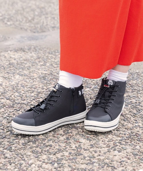 moz（モズ） スニーカー 晴雨兼用 ハイカット 甲ストラップ スニーカー