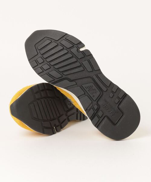[New Balance] low cut спортивные туфли 24.5cm желтый мужской 
