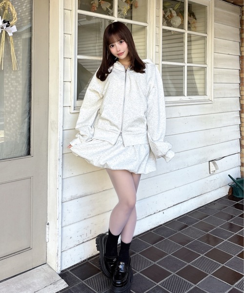 one way（ワンウェイ） パーカー ビジューまみれパーカー レディース