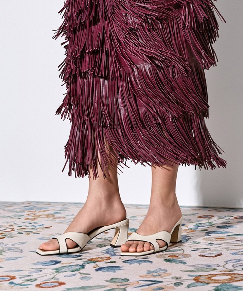 CHARLES ＆ KEITH（チャールズ&キース） サンダル ミュール カットオフ