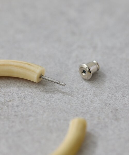ピアス ホーンフープピアス レディースの画像