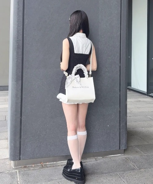 Maison de FLEUR（メゾンドフルール） ハンドバッグ スカーフ付き 