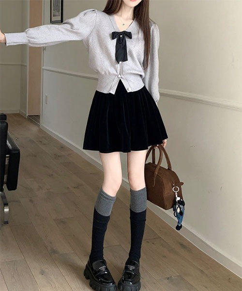 URGE：（アージコロン） スカート 「URGE：」ベロア Aライン ミニ