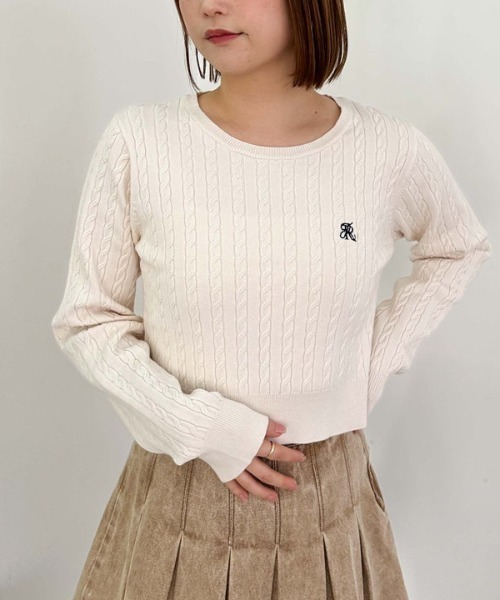 archives（アルシーヴ） ニット セーター ロゴ刺繍ケーブルニット