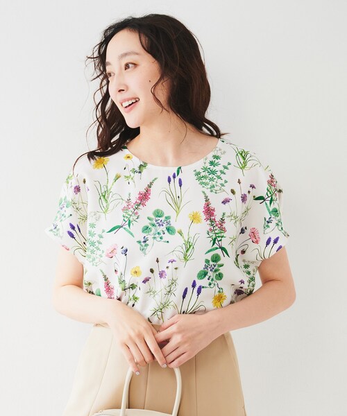 【極美品】UNTITLED アンタイトル ボタニカル　花柄ブラウス　サイズ2　M 極美品】UNTITLED アンタイトル ボタニカル 花柄ブラウス サイズ