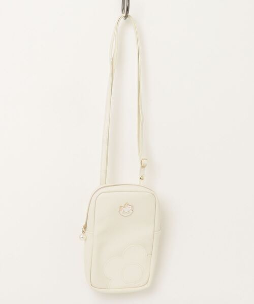 新品未開封　MARY QUANTタグ付フラワーモチーフショルダーバッグ　ホワイト MARY QUANT カモミール 花柄 マリークワント ショルダーバッグ