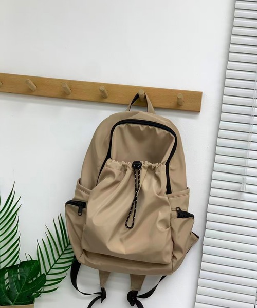 NuNuNa デイバック リュック 「NuNuNa」ドロストポケット バックパック