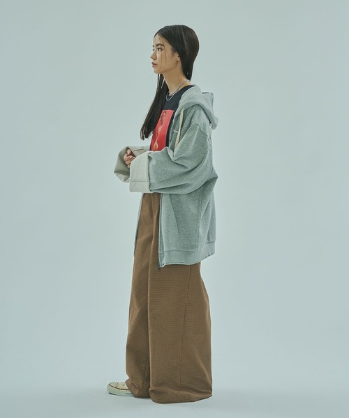 ローズバッド 鮮やかグリーン春パーカー ROSE BUD（ローズバッド）の「(GENE HEAVENS)RE MAKE LIKE ZIP PARKA