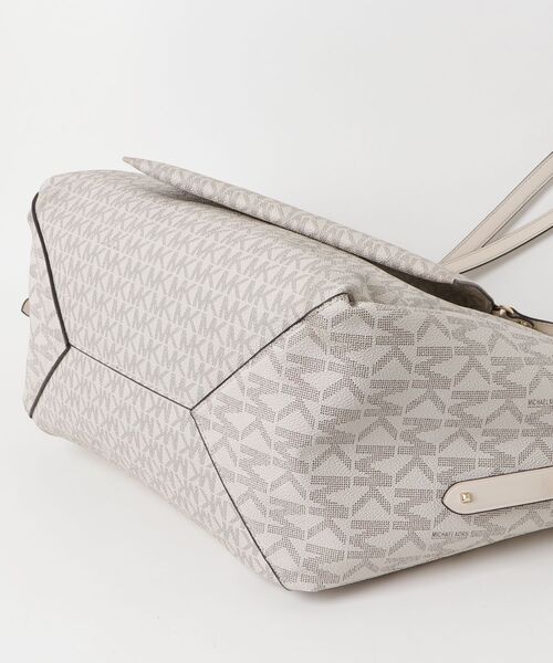 「MICHAEL KORS」 トートバッグ FREE ホワイト系その他 レディースの画像