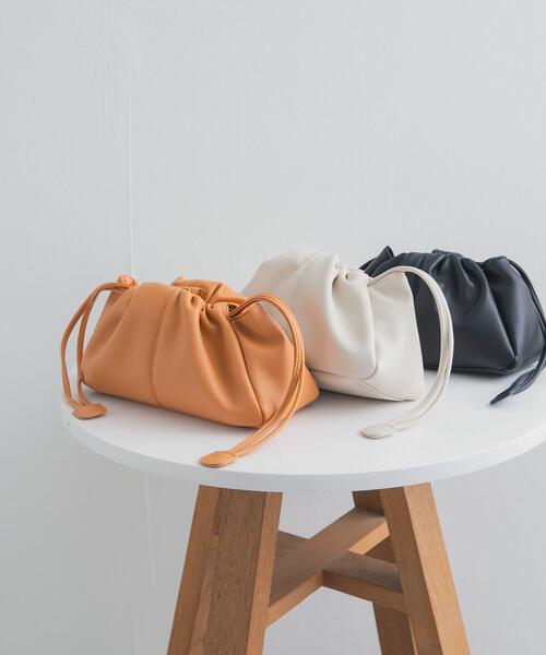 専用✨バリー ブリス 2way巾着型レザーショルダーバッグ URBAN RESEARCH DOORS（アーバンリサーチドアーズ） ショルダーバッグ