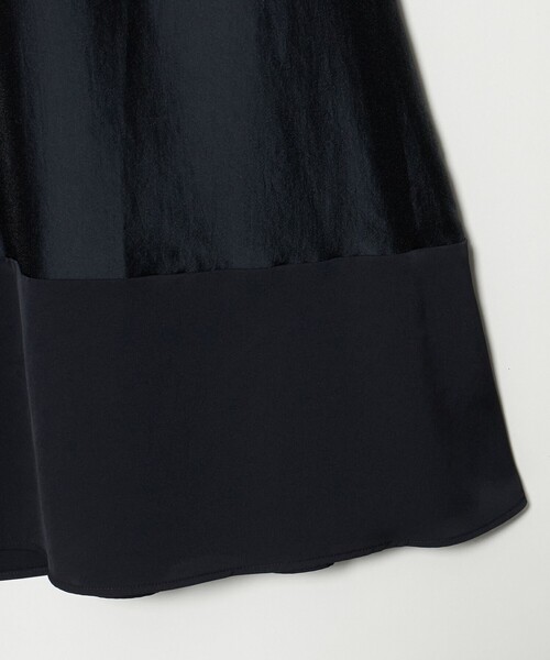 UNITED ARROWS（ユナイテッドアローズ） ロング スカート シルキー