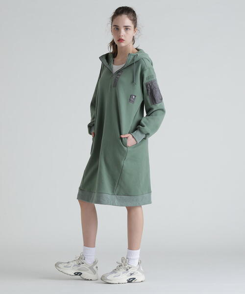 新品未使用 AVIREX ミリタリーワンピース AVIREX（アヴィレックス） ワンピース HOODIE NYLON MILITARY ONEPIECE