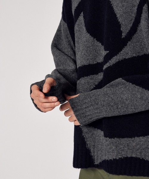 LANVIN en Bleu セーター ニット 「LANVIN ESSENTIAL」MESLAY