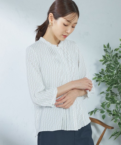 日本未入荷 ブラウス シャツ オフィススタイルにおすすめ タックプリーツ トップス