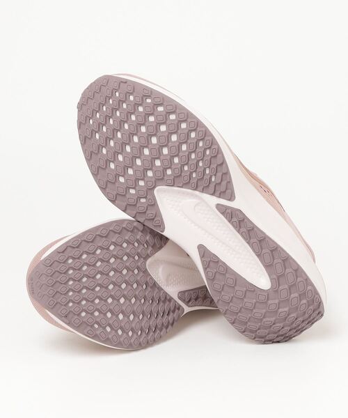 NIKE（ナイキ） スニーカー W QUEST 6 ウィメンズ クエスト 6 WIH6231