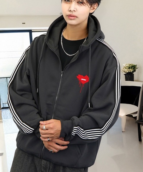 TFW49 　ジップパーカー　裏起毛 TFW49 ジップパーカー 裏起毛