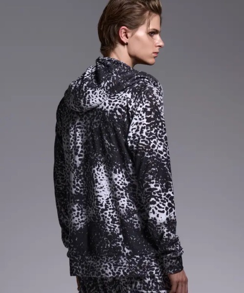 kiryuyrik（キリュウキリュウ） パーカー Kiryuyrik/キリュウキリュウ