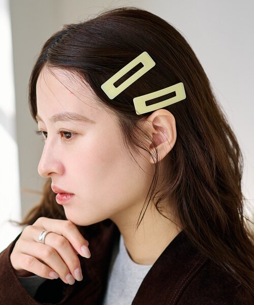 Kastane（カスタネ） ヘアピン 「fiw./6色展開」カラバリヘアピン