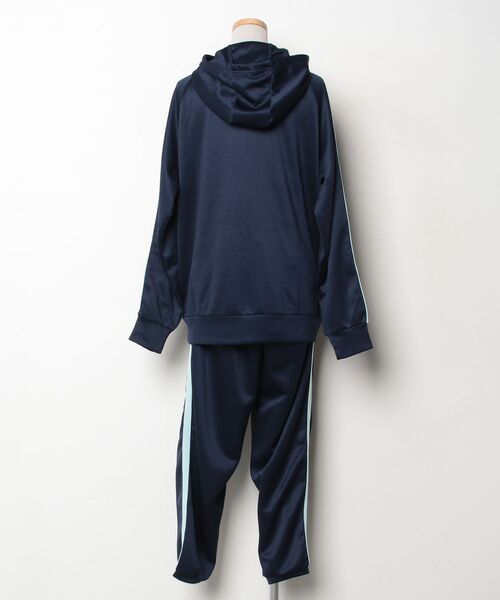 FILAフィラ＊プリーツスコートと紺の長袖トップス上下セットアップ FILA（フィラ） セットアップジャージ LL ネイビー レディース