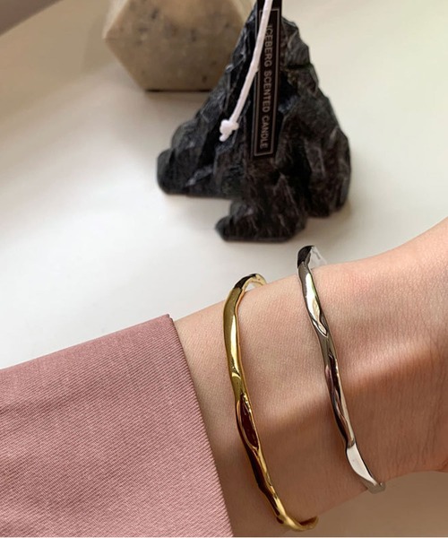 LA VORAGINE（ラ ヴォラジネ） バングル ニュアンスバングル