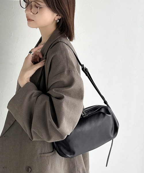 Kawakawa ころんとしたフォルムのシルバー バッグ classicalelf（クラシカルエルフ） ショルダーバッグ バッグ ころんと