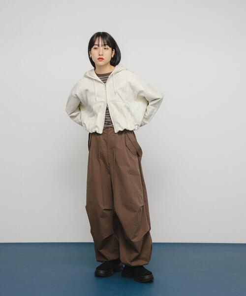 KBF（ケービーエフ） パーカー フロントZIPショートフーディー