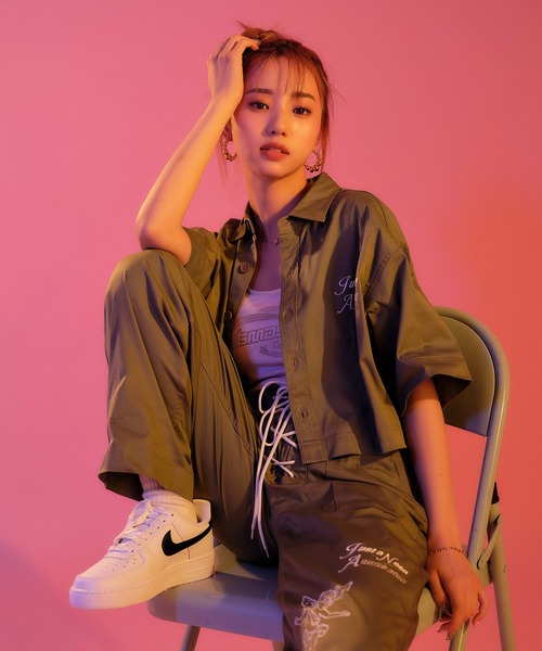 「atmos pink」 半袖シャツ S カーキ メンズ_画像6